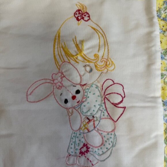 9 Panel Hand Embroidered Handsewn Baby Blanket Precious Moments Rabbit Duck Bear - Picture 6 of 12